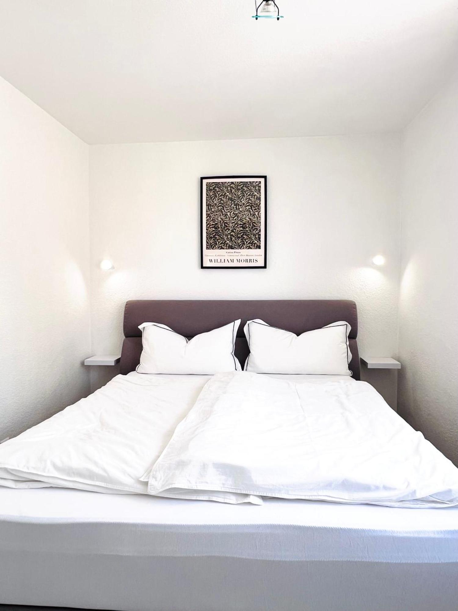 Privates Ferienhaus Mit Pool & Whirlpool Zentral In Bad Duerkheim Ngoại thất bức ảnh